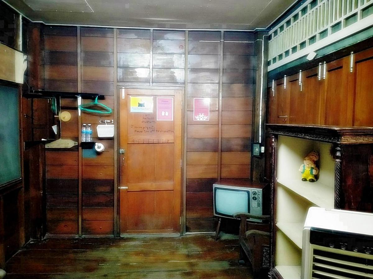 Ray Nu Guest House Phra Nakhon Si Ayutthaya Ngoại thất bức ảnh
