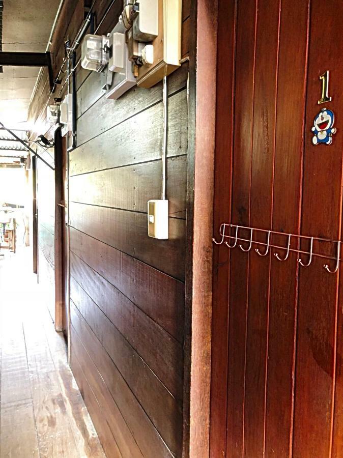 Ray Nu Guest House Phra Nakhon Si Ayutthaya Ngoại thất bức ảnh